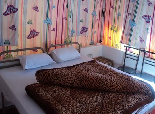 Yamunotri River Bank Resort 